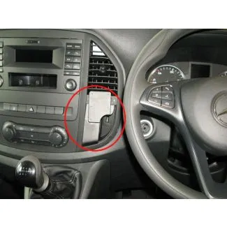 Brodit Proclip Monteringsbeslag - Mercedes Benz Vito 15-23 (til HØJRESTYRET biler, KUN til modeller med manuelt gear))